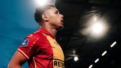 Dean James Diganjar Kartu Merah: Kesalahan Fatal Saat Go Ahead Eagles Dibantai Heracles