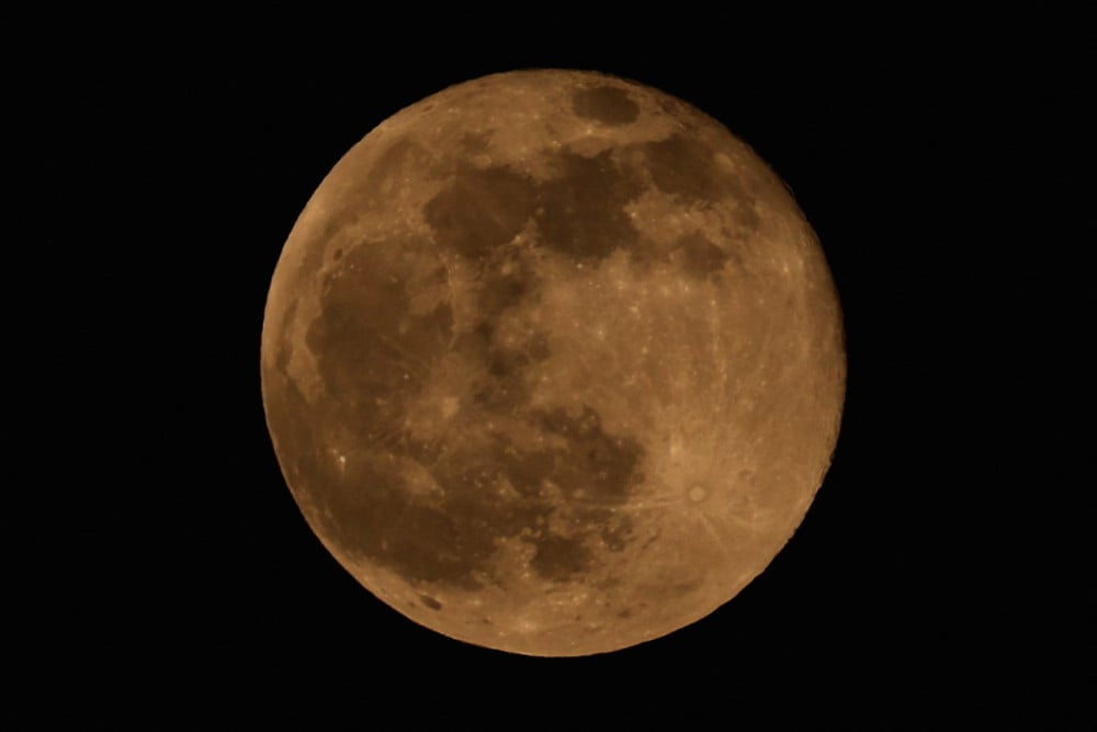 Fenomena Supermoon Emas 5 November: Terang dan Besar, Ini Cara Menyaksikannya!