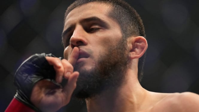 Islam Makhachev Bawa Pulang Uang Fantastis Usai Menang di UFC 322: Berapa Banyak Sebenarnya?