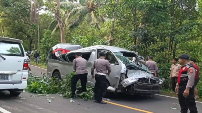 Kecelakaan Tragis Minibus di Buleleng: 5 Turis China Tewas, Siapa Saja Identitas Korban?