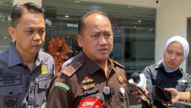 Kejagung Periksa Ken Dwijugiasteadi dan 4 Tersangka Lainnya: Apa Penyebabnya?