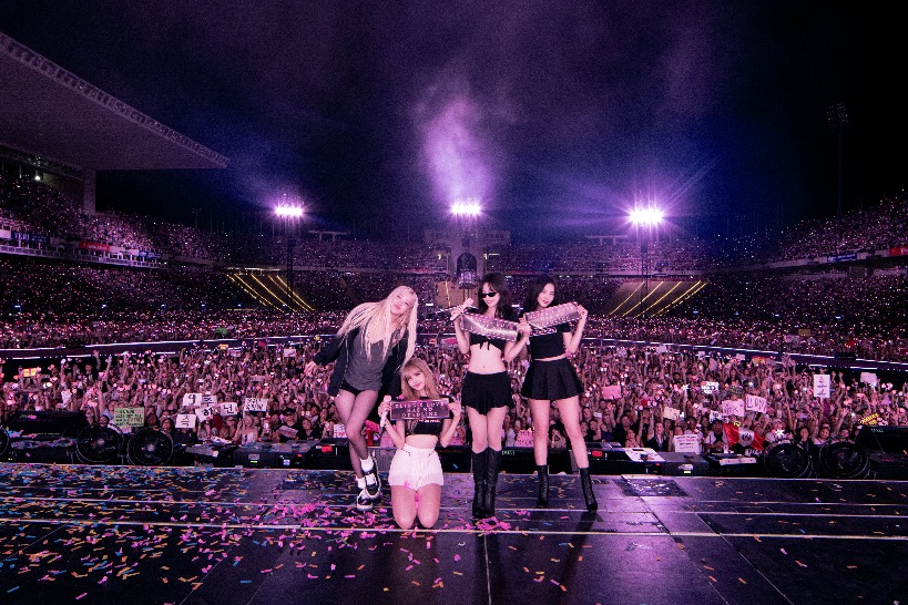 Konser BLACKPINK di GBK: Cek Prakiraan Cuaca Hari Ini Sebelum Hadir!