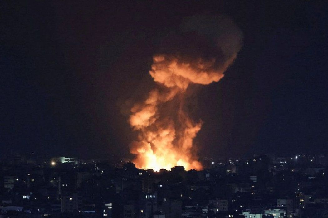 Ledakan Mobil Dekat Benteng Merah New Delhi: Delapan Tewas, Polisi Dalami Penyebabnya