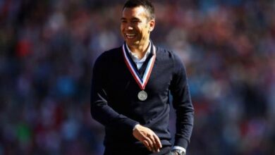 Liverpool Izinkan Giovanni van Bronckhorst Pimpin Timnas Indonesia: Langkah Berani yang Menarik Perhatian