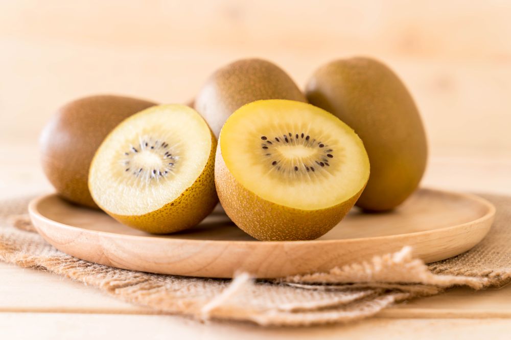 Makan 2 Buah Kiwi Sebelum Tidur: Cara Alami Turunkan Stres yang Perlu Anda Coba!