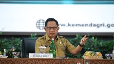 Mendagri Sentil Pemda: Banyak Perjalanan Dinas, Anggaran Dipangkas!
