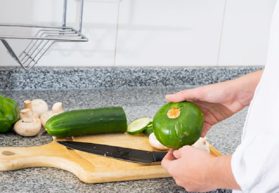 Mikroplastik di Dapur: Fakta Menarik yang Membuat Ibu-Ibu Terkejut!