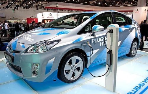 Pemerintah Diminta Perpanjang Insentif Mobil Hybrid 2026, Banyak Dirakit Lokal!