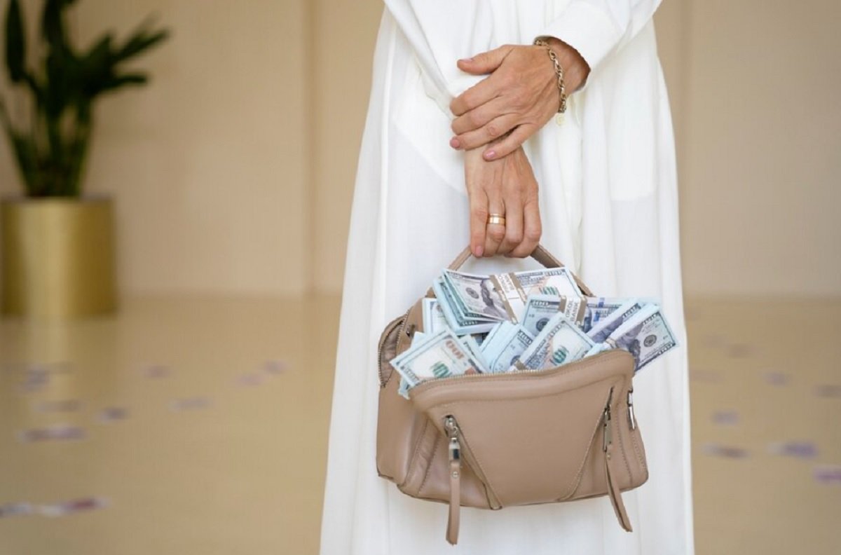 Perempuan Makin Dominan di Dunia Kerja: Fakta dan Angka yang Menggugah Kesadaran