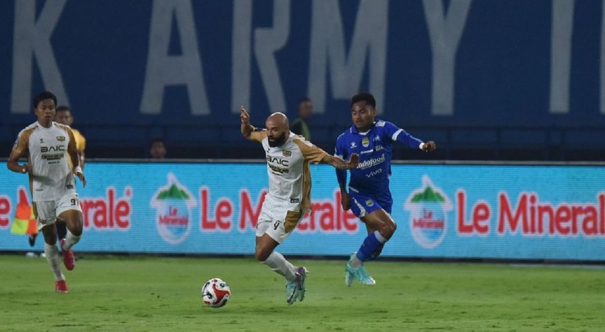 Persib Bandung dan Dewa United: Raih Poin di Liga Indonesia, Ungguli 13 Negara Top Asia!