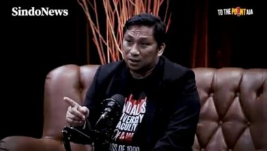 Polemik Ijazah Jokowi: Feri Amsari Soroti Permasalahan yang Seharusnya Sederhana