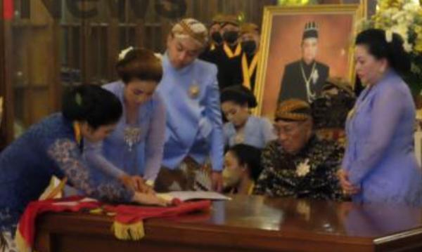 Profil Pakubuwono XIII: Raja Keraton Solo Wafat di Usia 77 Tahun