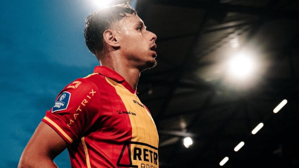 Rating Merah Dean James: Wasit Usir, Go Ahead Eagles Tumbang di Tangan Heracles