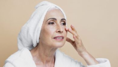 10 Rekomendasi Skincare Terbaik untuk Usia 50+ Ampuh Atasi Kerutan Berlebih