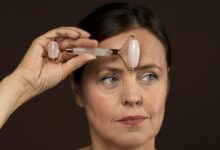 10 Rekomendasi Toner untuk Flek Hitam & Kerutan, Bikin Wajah Kencang Mulus di Bawah Rp150 Ribu