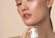 12 Setting Spray Terbaik untuk Kulit Sensitif, Bikin Makeup Tahan Lama dan Nyaman