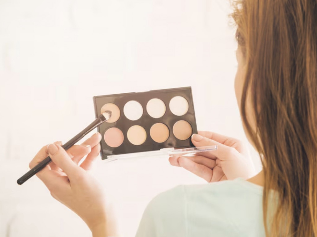 4 Rekomendasi Eyeshadow di Bawah Rp100 Ribu, Tampil Cantik Tanpa Boros Budget