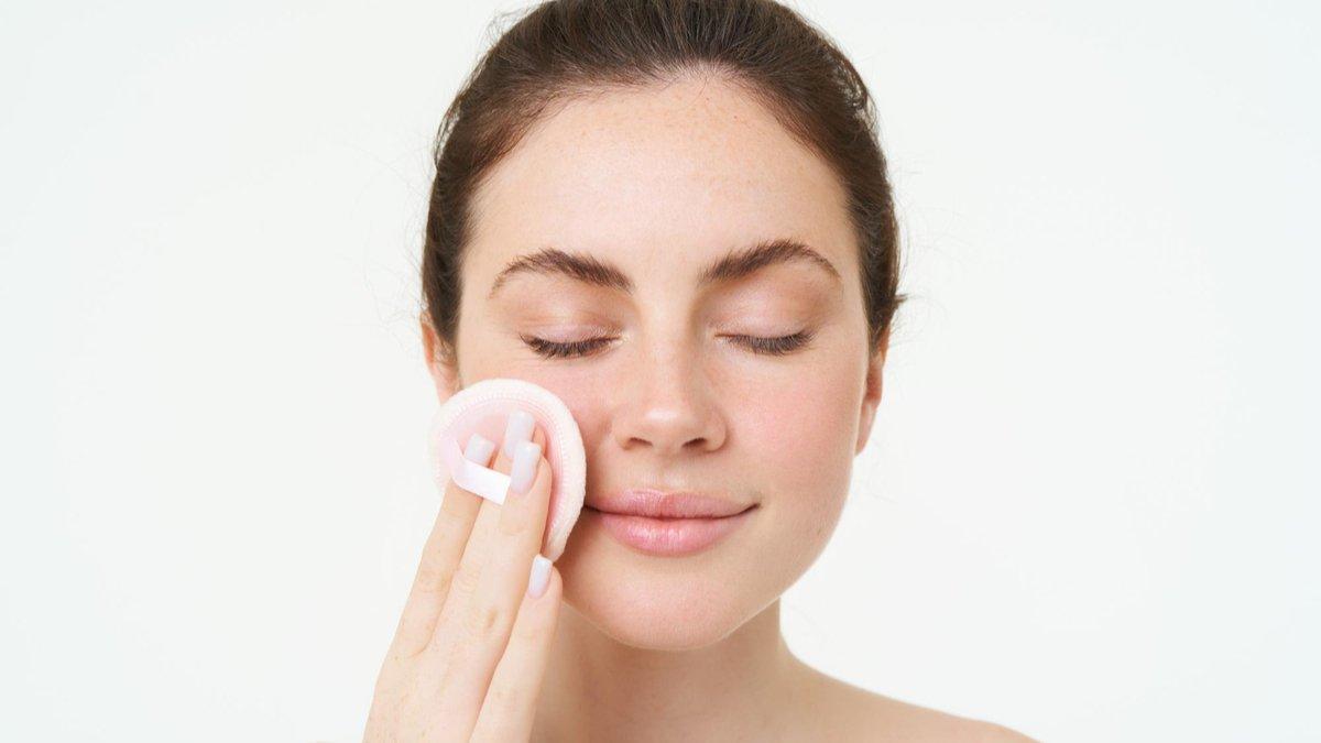 5 Rekomendasi Cushion dengan Niacinamide: Perpaduan Makeup dan Skincare dalam Satu Produk