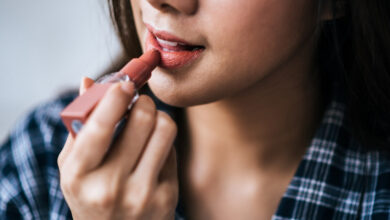 5 Rekomendasi Lipstik dengan SPF untuk Menyamarkan Bibir Hitam dan Lindungi dari Sinar UV