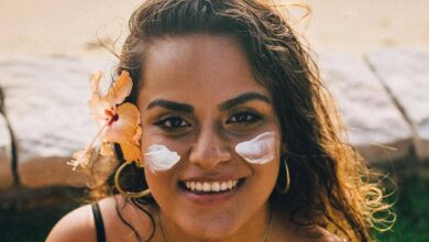 6 Rekomendasi Sunscreen Lokal Terbaik untuk Kulit Berminyak, Aman dan Efektif