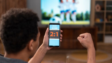 7 Rekomendasi Aplikasi Streaming Bola Terbaik untuk HP dan Laptop, Mudah dan Legal