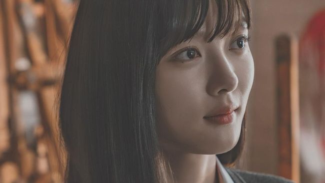 7 Rekomendasi Drakor Populer yang Dibintangi Kim Yoo Jung, Seru dan Wajib Ditonton