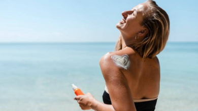 7 Rekomendasi Sunscreen Terbaik untuk Atasi Flek Hitam di Usia 40 Tahun