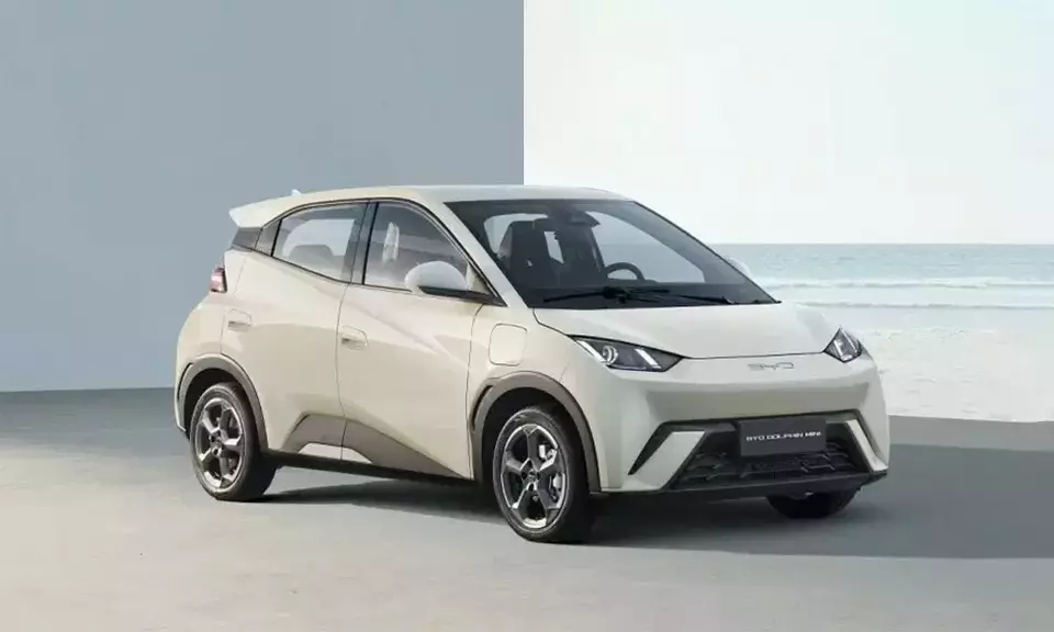 8 Mobil Listrik Baterai Ganda Terbaik untuk Perjalanan Jarak Jauh, Pilihan Unggul 2025