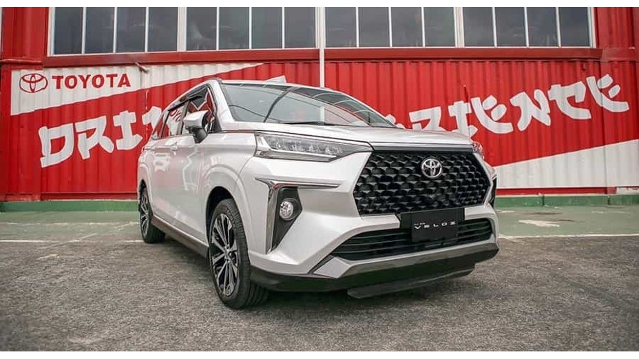8 Rekomendasi Mobil Toyota Terbaik untuk Perjalanan Jauh yang Nyaman dan Aman