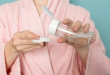 9 Rekomendasi Micellar Water untuk Fungal Acne, Aman di Wajah dan Harga di Bawah Rp150 Ribu