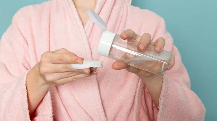 9 Rekomendasi Micellar Water untuk Fungal Acne, Aman di Wajah dan Harga di Bawah Rp150 Ribu