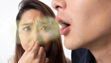 Cegah Bau Mulut dari Celah Gigi Palsu: Temuan Studi dan Solusi Praktis untuk Pengguna