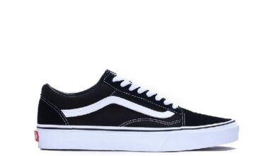 Diskon Besar Akhir Tahun 2025, Ini Daftar Harga Sepatu Vans Original Terbaru