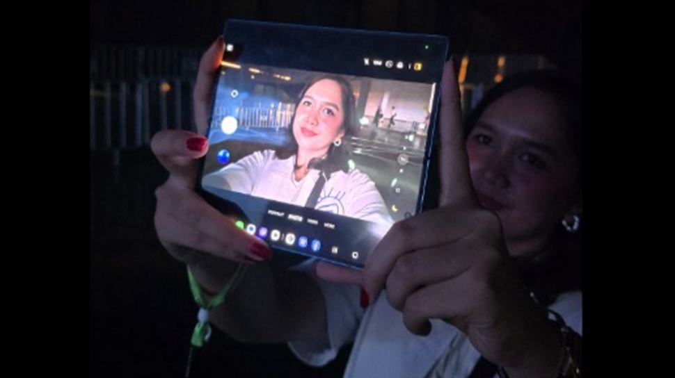 Galaxy Z Fold7 Hadirkan Foto Konser Tajam Tanpa Blur, Pengalaman Panggung Maksimal