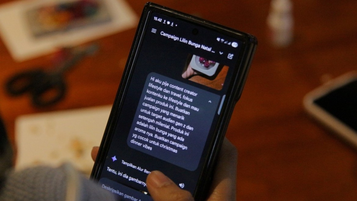 Gemini AI di Galaxy Z Series: Rahasia Arief Muhammad Sukses Riset & Strategi Bisnis