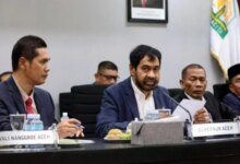 Gubernur Mualem: Kritik Terhadap Bupati Cengeng dalam Penanganan Banjir, Mundur Aja!