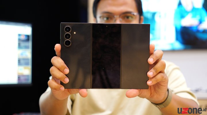 Menjajal Samsung Galaxy Z TriFold: Inovasi ‘Kasta Tertinggi’ Android dengan Layar Lipat Tiga