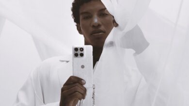 Motorola Edge 70 Edisi Spesial dengan Kristal Swarovski, Desain Mewah dan Fitur Unggul