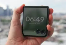 Motorola Razr 50 Ultra dapat update Android 16, fitur baru dan optimalisasi sistem lengkap