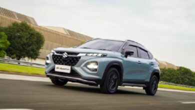 Suzuki Fronx Pilihan Utama Mobil Keluarga, Rekomendasi Terbaik untuk Si Sulung