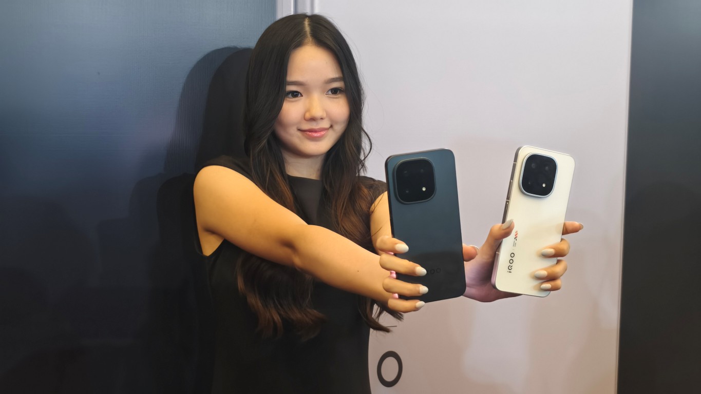 iQOO 15 Resmi Meluncur, Bawa Performa PC Gaming Super Kencang ke Smartphone